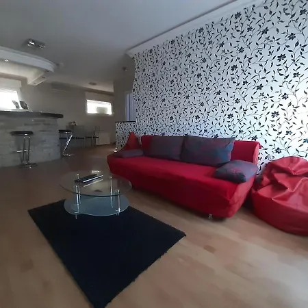 Center Luxury *